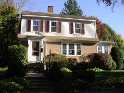 16 Maplewood Ave, Newton, MA 02459 exterior