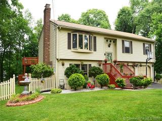 78 Sunnyview Dr, Vernon, CT 06066 exterior