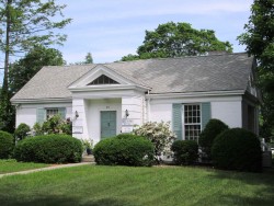 517 Washington St, Newton, MA 02458 exterior