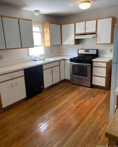 48 Elmwood Ave, Norwalk, CT 06854 exterior