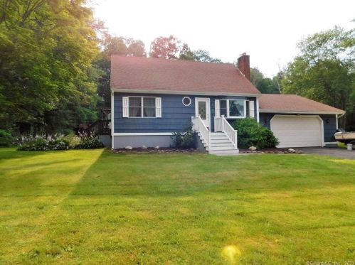 15 Laura Dr, Hebron, CT 06248 exterior