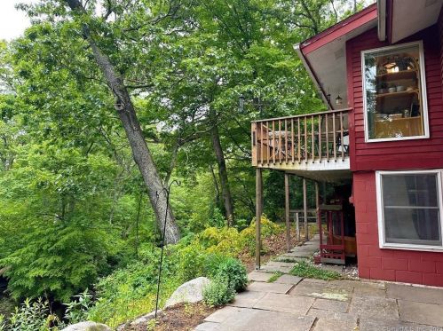 223 River Rd, Deep-River, CT 06419 exterior