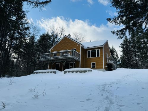 174 Beaver Bog Ln, Abbot, ME 04406 exterior