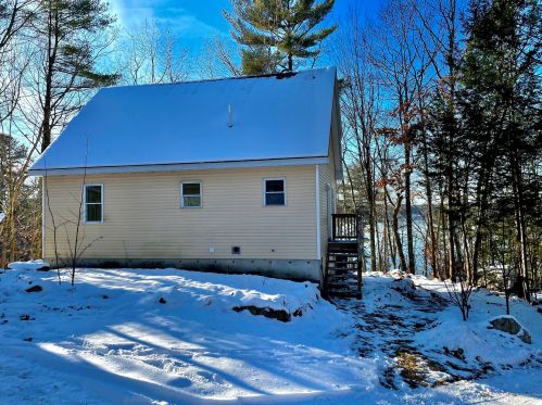 109 Thomas Pond Terrace Rd, Raymond, ME 04071 exterior