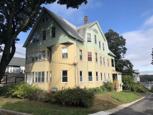 58 Tower St, Worcester, MA 01606 exterior