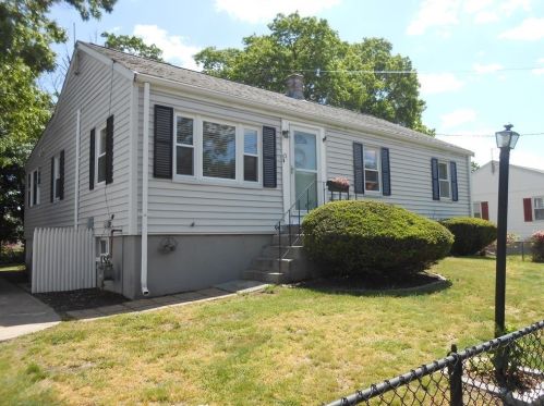 65 Saning Rd, Weymouth, MA 02191 exterior