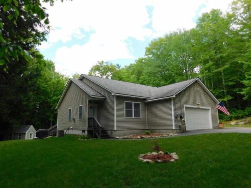 19 Round Top Rd, Campton, NH 03223 exterior