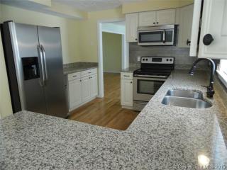 112 Leatherman Trl, New-Haven, CT 06518 exterior