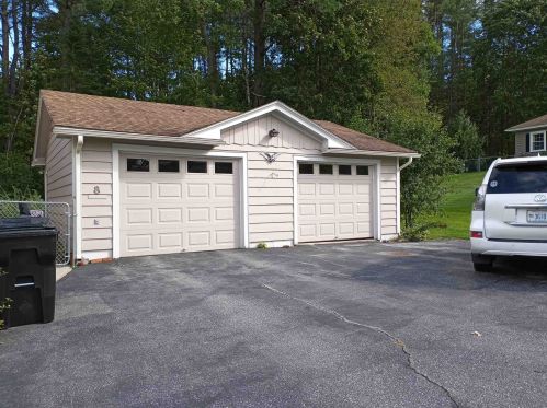 8 Hillstead Rd, Claremont, NH 03743 exterior
