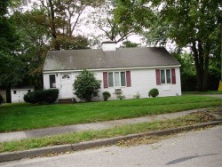 1 Quinobequin Rd, Newton, MA 02462 exterior