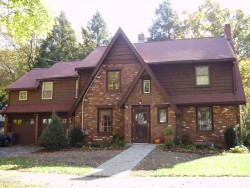 17 Cochituate Rd, Newton, MA 02461 exterior