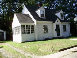 12 Hazelwood Ave, Newton, MA 02465 exterior