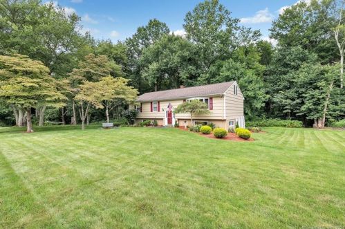 22 Buttonwood Dr, Bridgeport, CT 06611 exterior