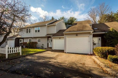 19 Eileen Dr, East Windsor, CT 06088 exterior