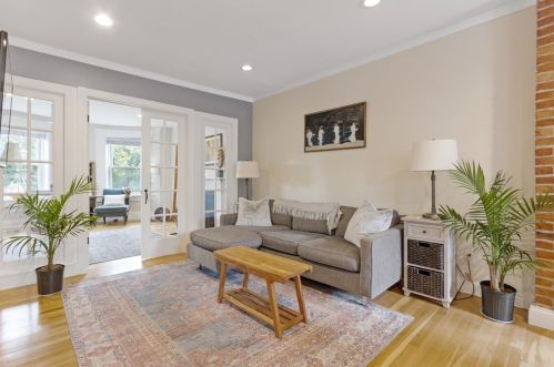 431 Shawmut Ave, Roxbury-Xing, MA 02118 exterior