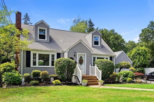 1119 Matianuck Ave, Windsor, CT 06095 exterior