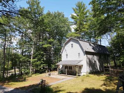 3 Topeka Ln, Bridgton, ME 04009 exterior