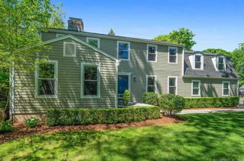 2 Old Studio Rd, New Canaan, CT 06840 exterior