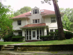 271 Waban Ave, Newton, MA 02468 exterior