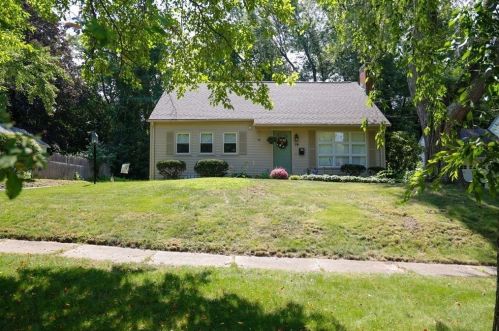 79 Fenimore Blvd, Springfield, MA 01108 exterior