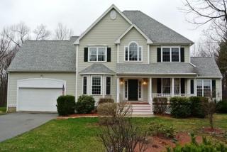 11 Willow Cir, Lunenburg, MA 01462 exterior