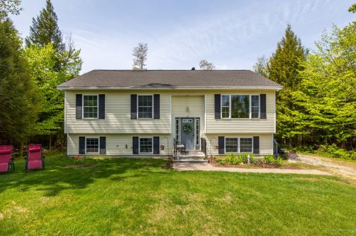 12 Codys Way, Bridgton, ME 04009 exterior