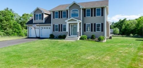 22 Madison Ct, Seekonk, MA 02771 exterior