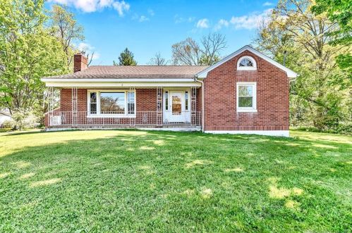 2 Buffum Ln, Wallingford, CT 06492 exterior