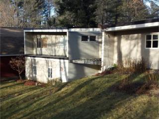 24 Valley Rd, Hanover, NH 03755 exterior