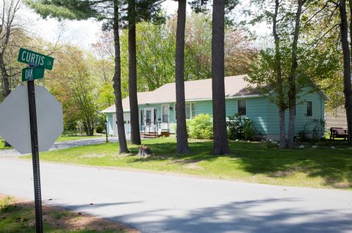 3 Oak St, Milford, ME 04461 exterior