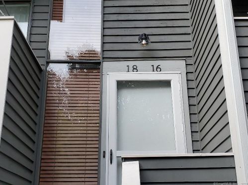 18 Hudson St, Bethel, CT 06801 exterior