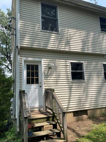 32 Division St, Woonsocket, RI 02895 exterior