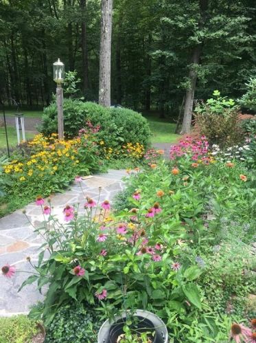 29 Doubleday Ln, Ridgefield, CT 06877 exterior