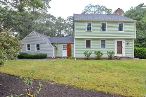 23 Checkerberry Ln, Sandwich, MA 02644 exterior