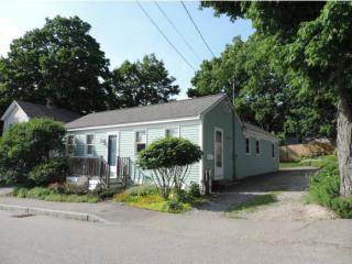 24 Prospect St, Exeter, NH 03833 exterior
