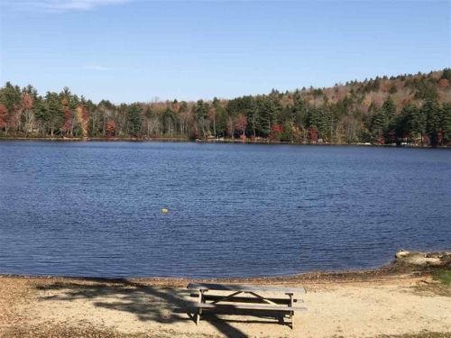 41 Hemlock Dr, Washington, NH 03280 exterior