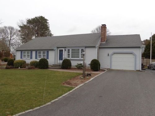 21 Clinton Dr, Yarmouth, MA 02675 exterior