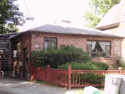 31 Chaske Ave, Newton, MA 02466 exterior