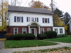 10 Royce Rd, Newton, MA 02459 exterior