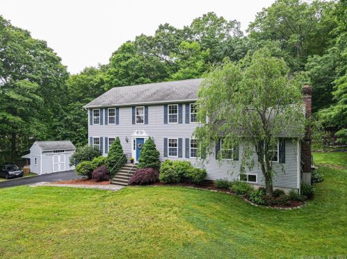 140 Judd Rd, Upper Stepney, CT 06468 exterior