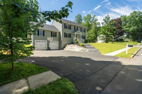 79 Watson St, Nashua, NH 03064 exterior