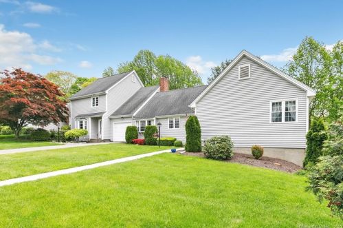 157 High Hl, Huntington, CT 06484 exterior