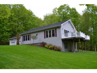 2277 Back Coventry Rd, Irasburg, VT 05845 exterior