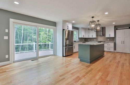 18 Countryside Dr, Brookline, NH 03033 exterior