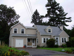 1 Cornell St, Newton, MA 02462 exterior