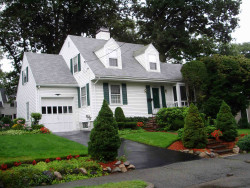 46 Hickory Cliff Rd, Newton, MA 02464 exterior