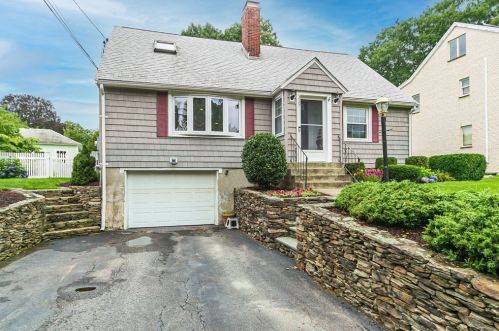 357 Webster St, Needham, MA 02494 exterior