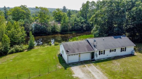 23 Pine St, Milo, ME 04463 exterior
