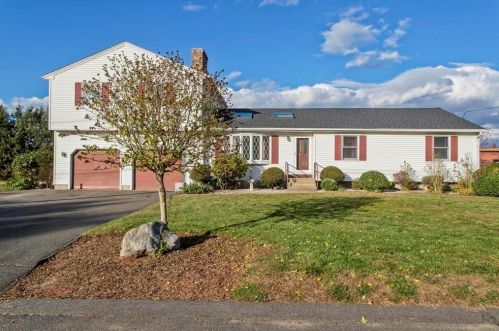 66 Hyde Ave, Chicopee, MA 01020 exterior