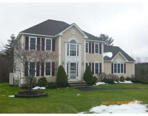 51 Vista Cir, Rutland, MA 01543 exterior